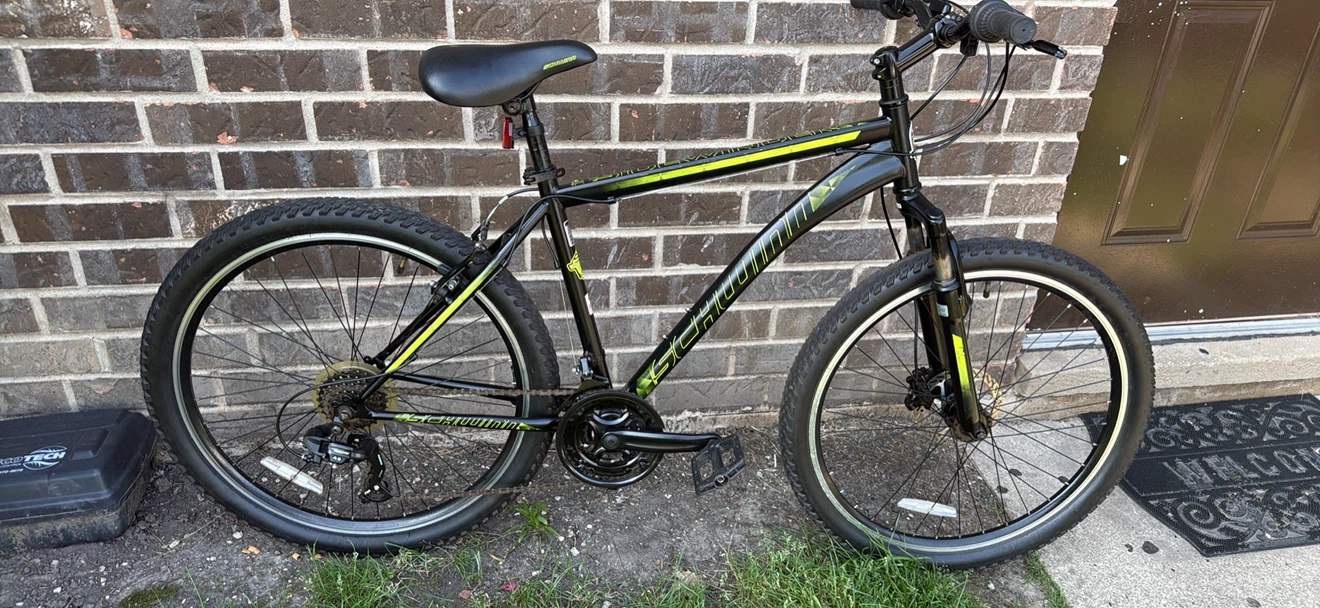 2 bikes Pacific Cycle "Storm" Mountain Bike SCHWINN 21 speed… - photo 4