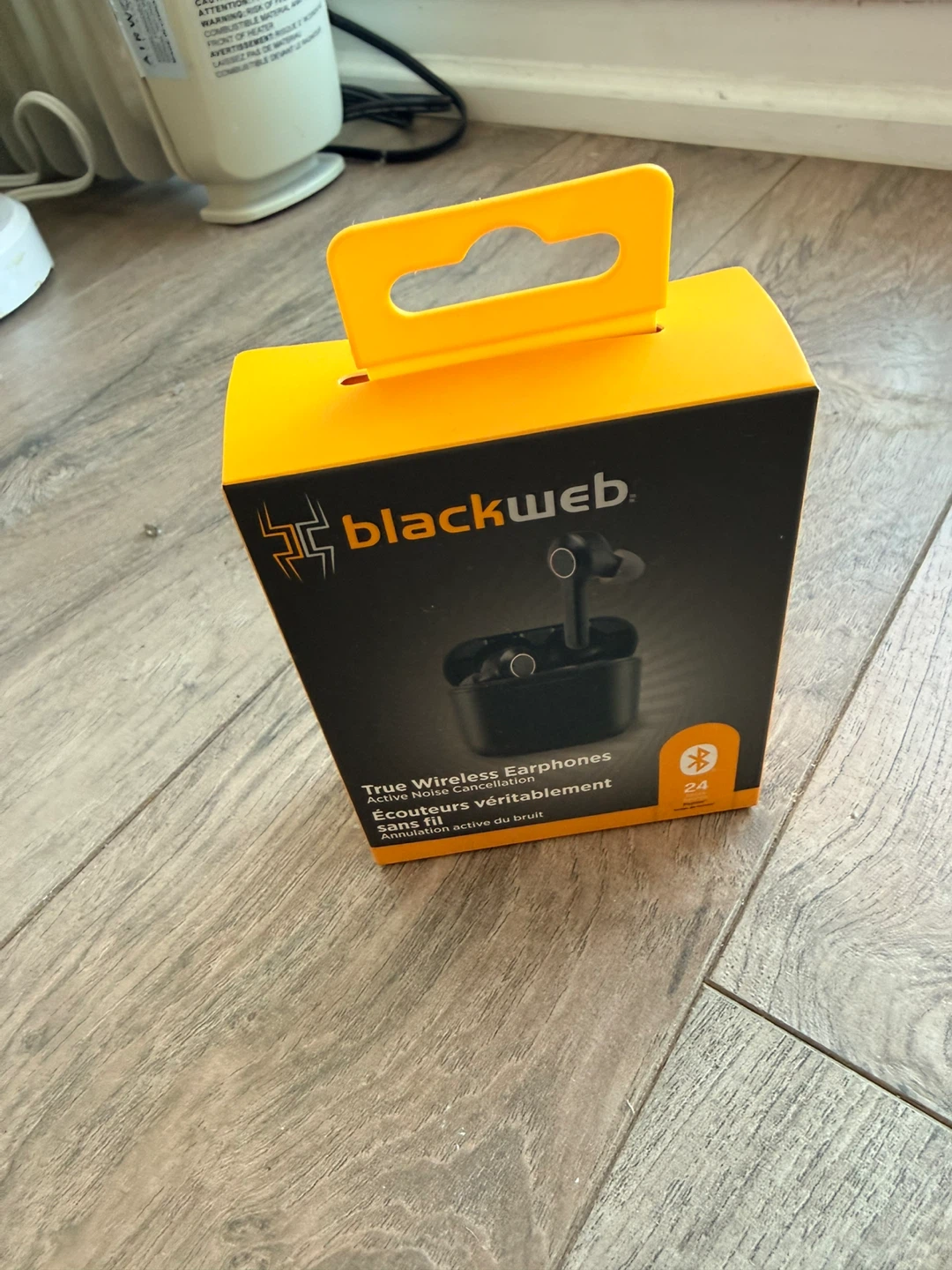 Blackweb True Wireless Earphones with Active Noise Cancellation