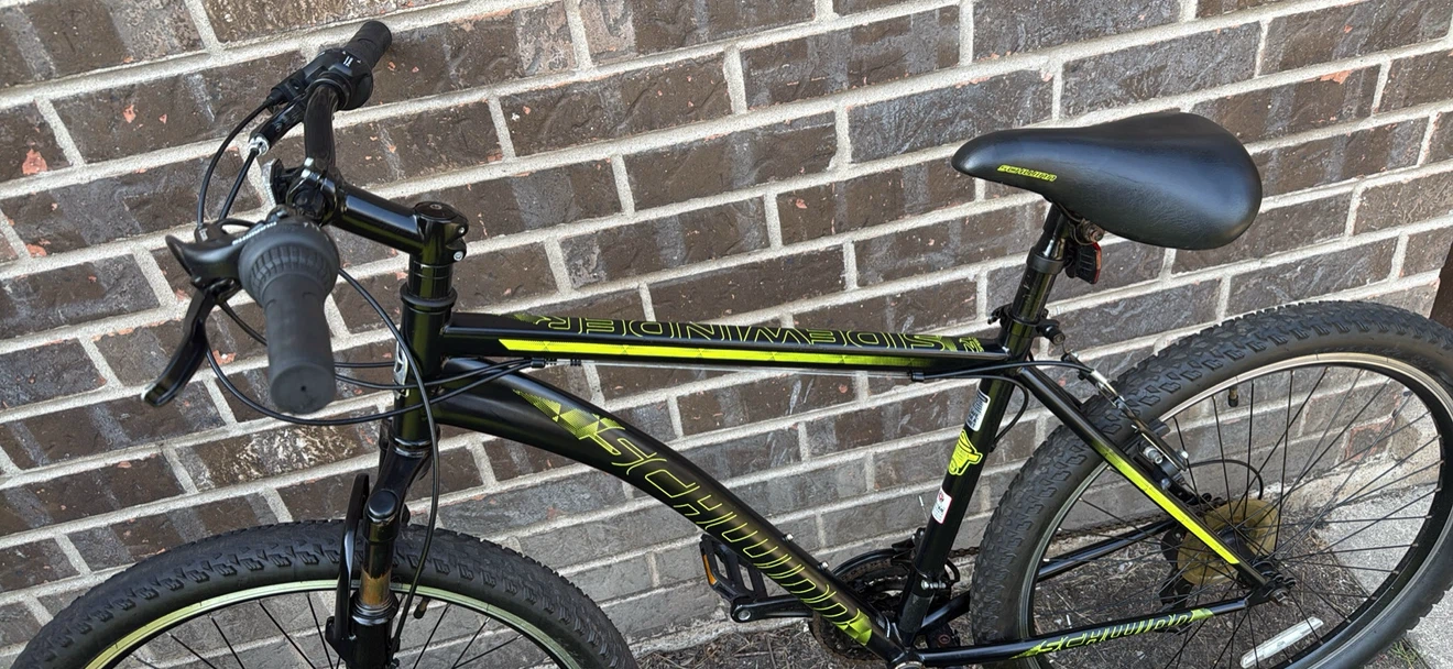 Schwinn Sidewinder Mountain Bike - photo 3