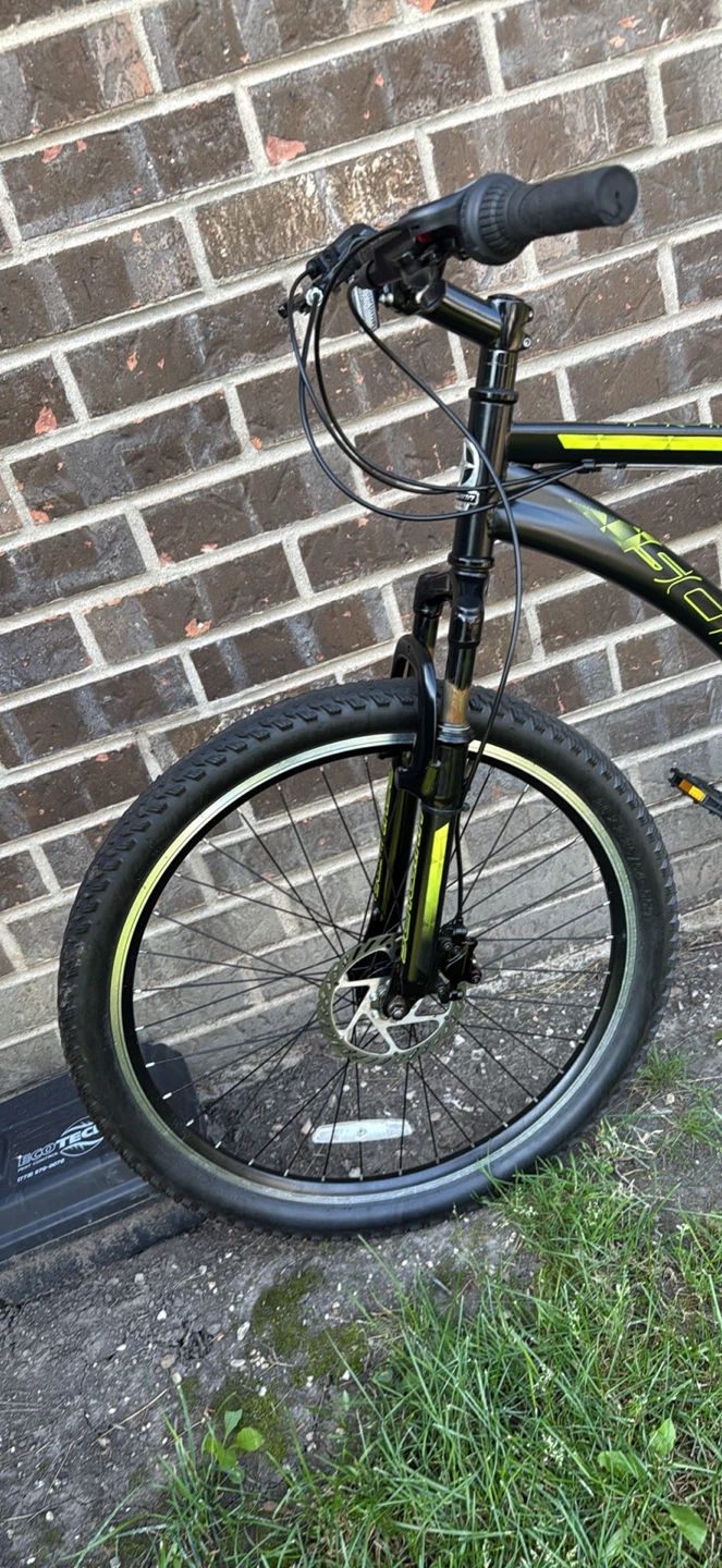 Schwinn Sidewinder Mountain Bike - photo 4