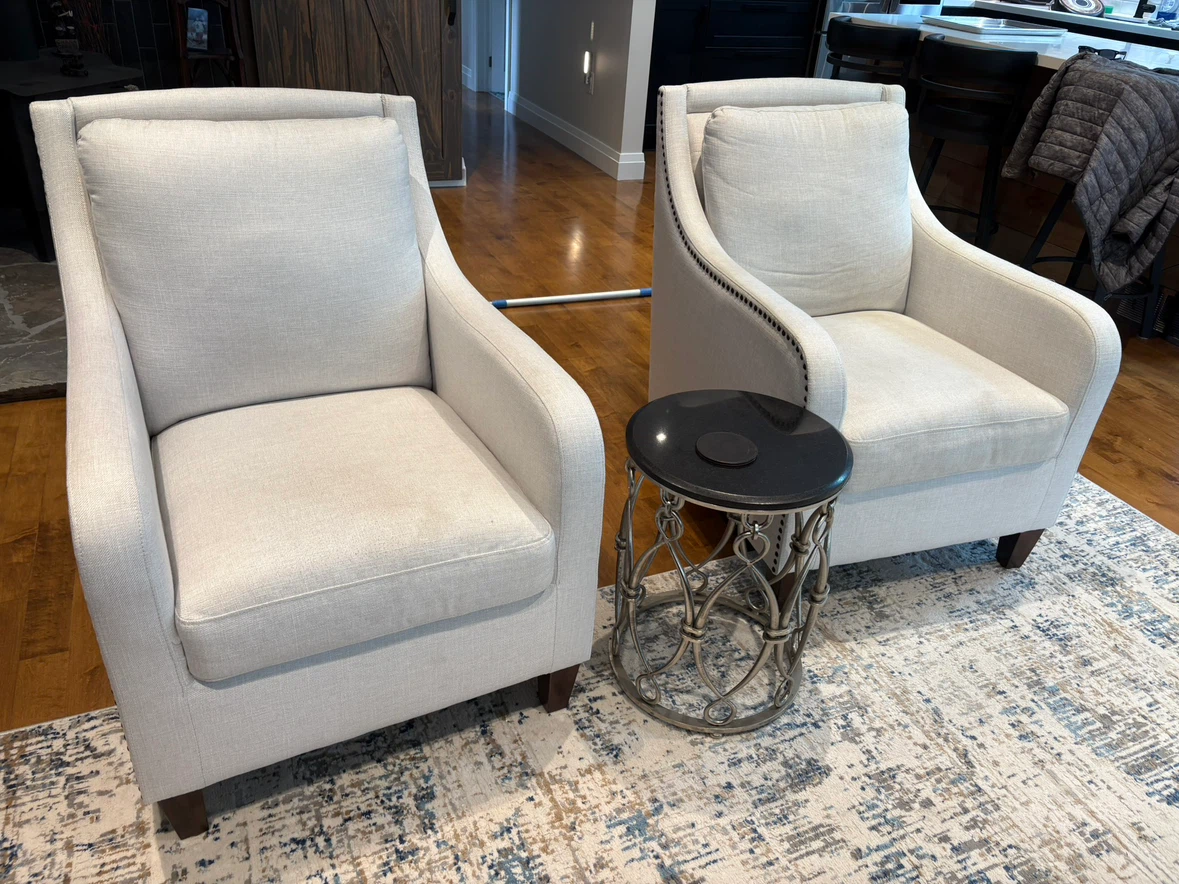 Accent Chairs (Set of 2)