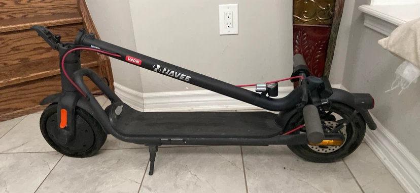 NAVEE V40N Electric Scooter Perfect Condition - photo 4