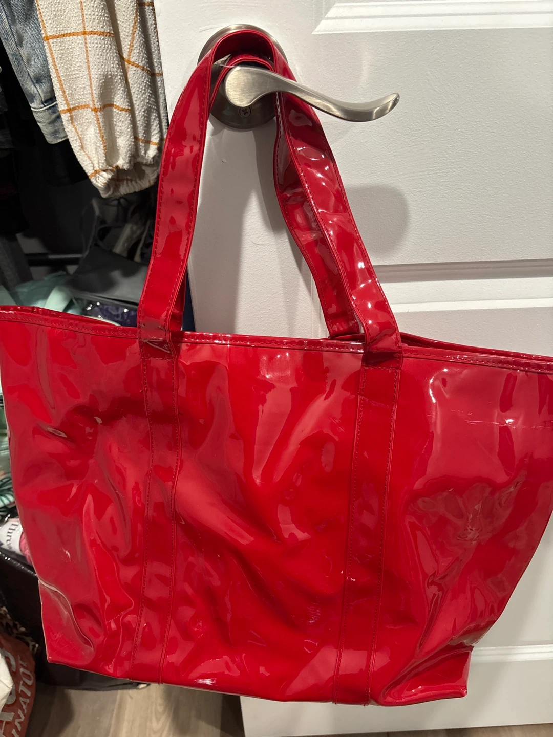 Victoria's Secret Red Patent Tote Bag - photo 3