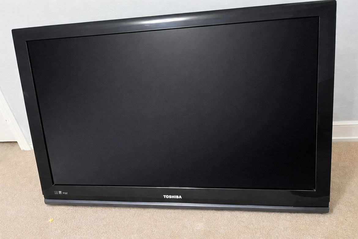 Toshiba LCD 40-inch - photo 2