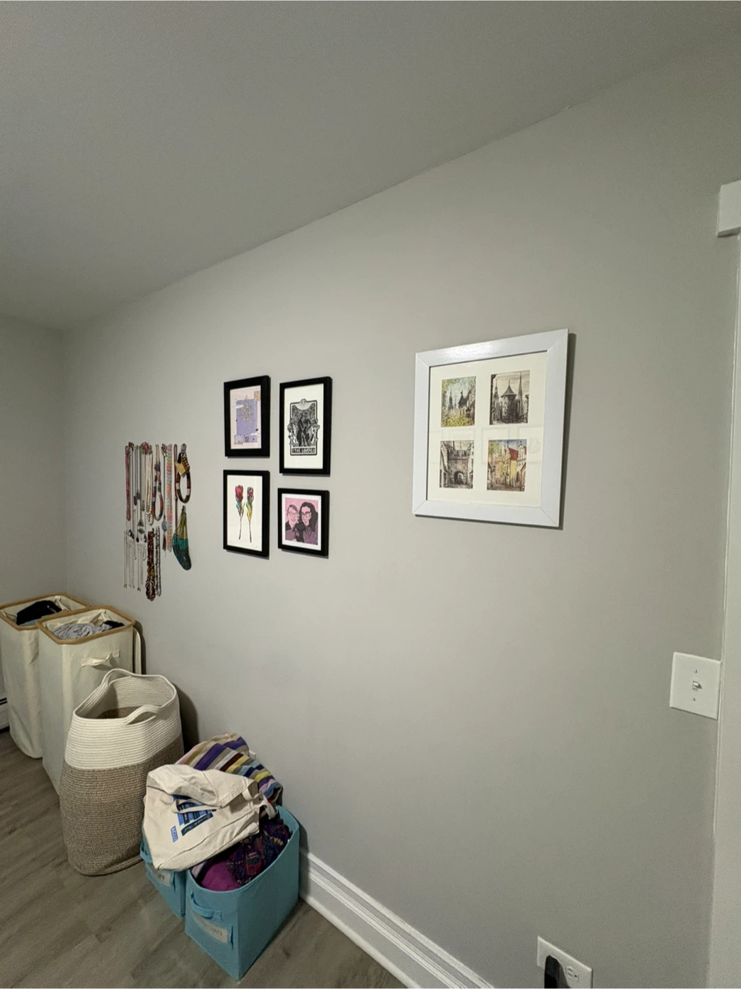 Picture Frames for Walls (various sizes and colors) - photo 2