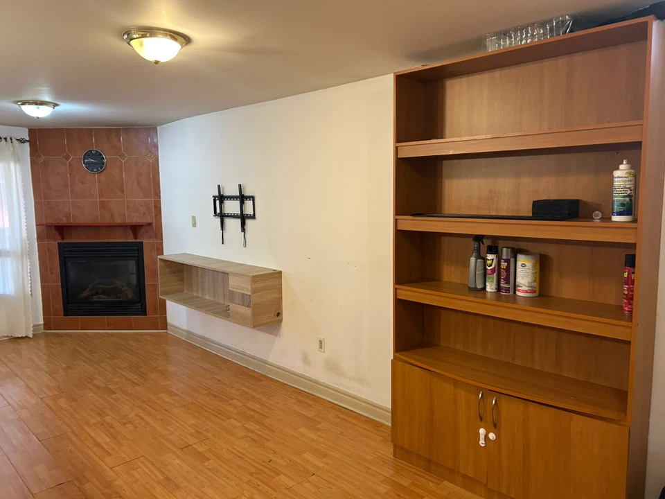 Walk out Basement for Rent. - photo 3