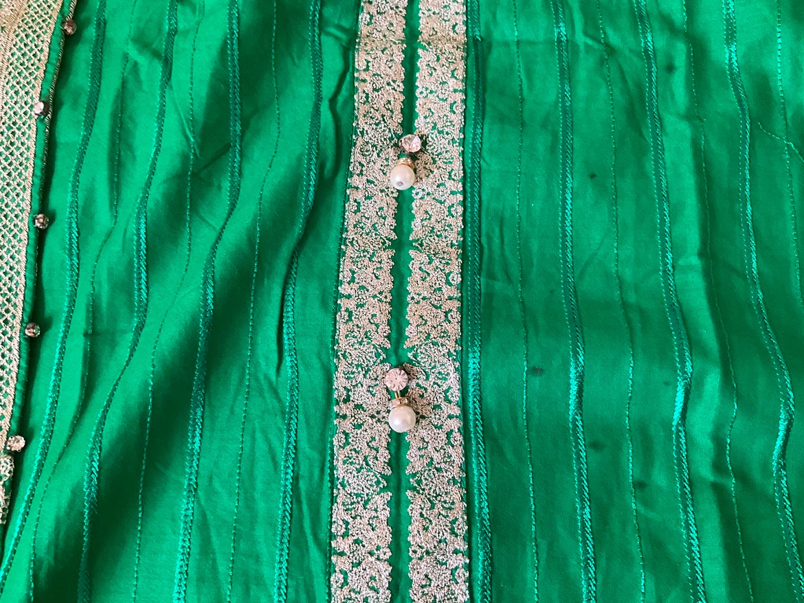 Bright Green Embroidered Kurta and Pants Set - photo 3