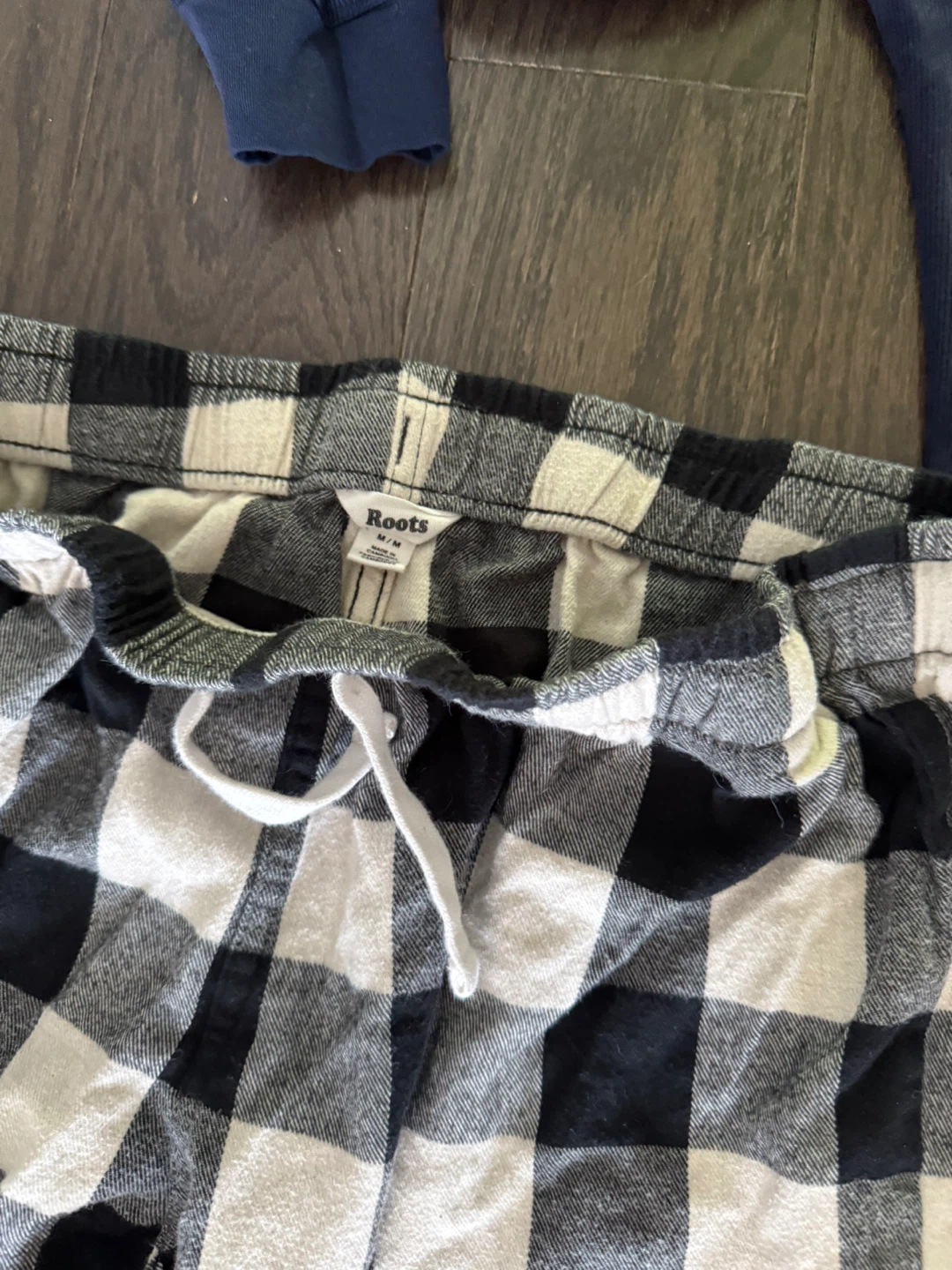 Roots Flannel Pajama Pants & Calvin Klein Long Sleeve Top - photo 3