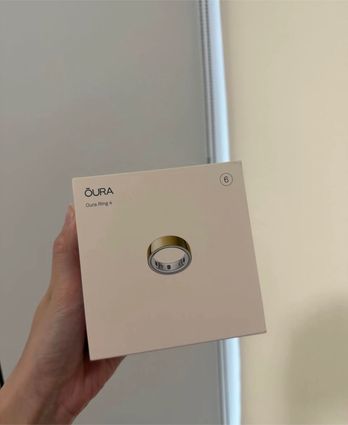 Oura Ring 4 Gold Size 6