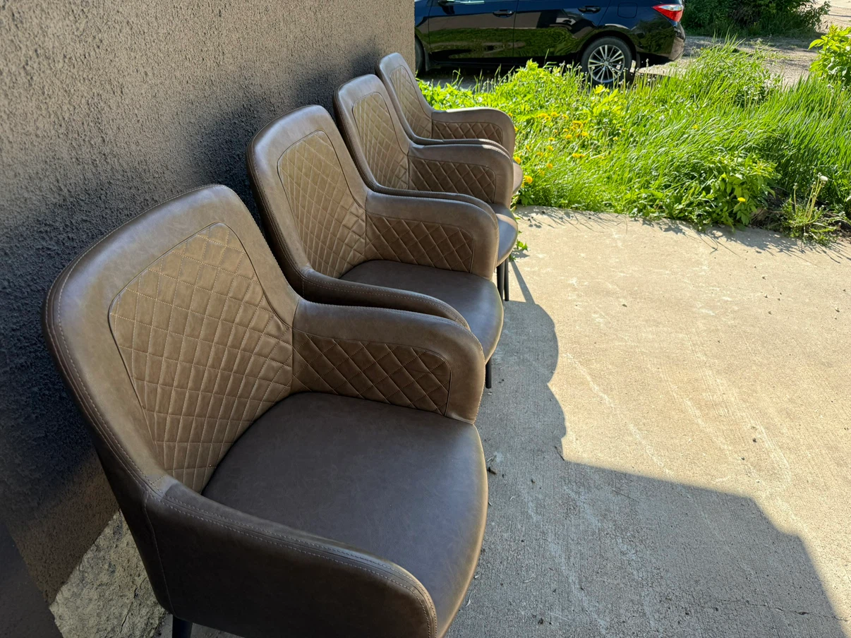 Set of 4 Brown Accent Chairs - photo 5