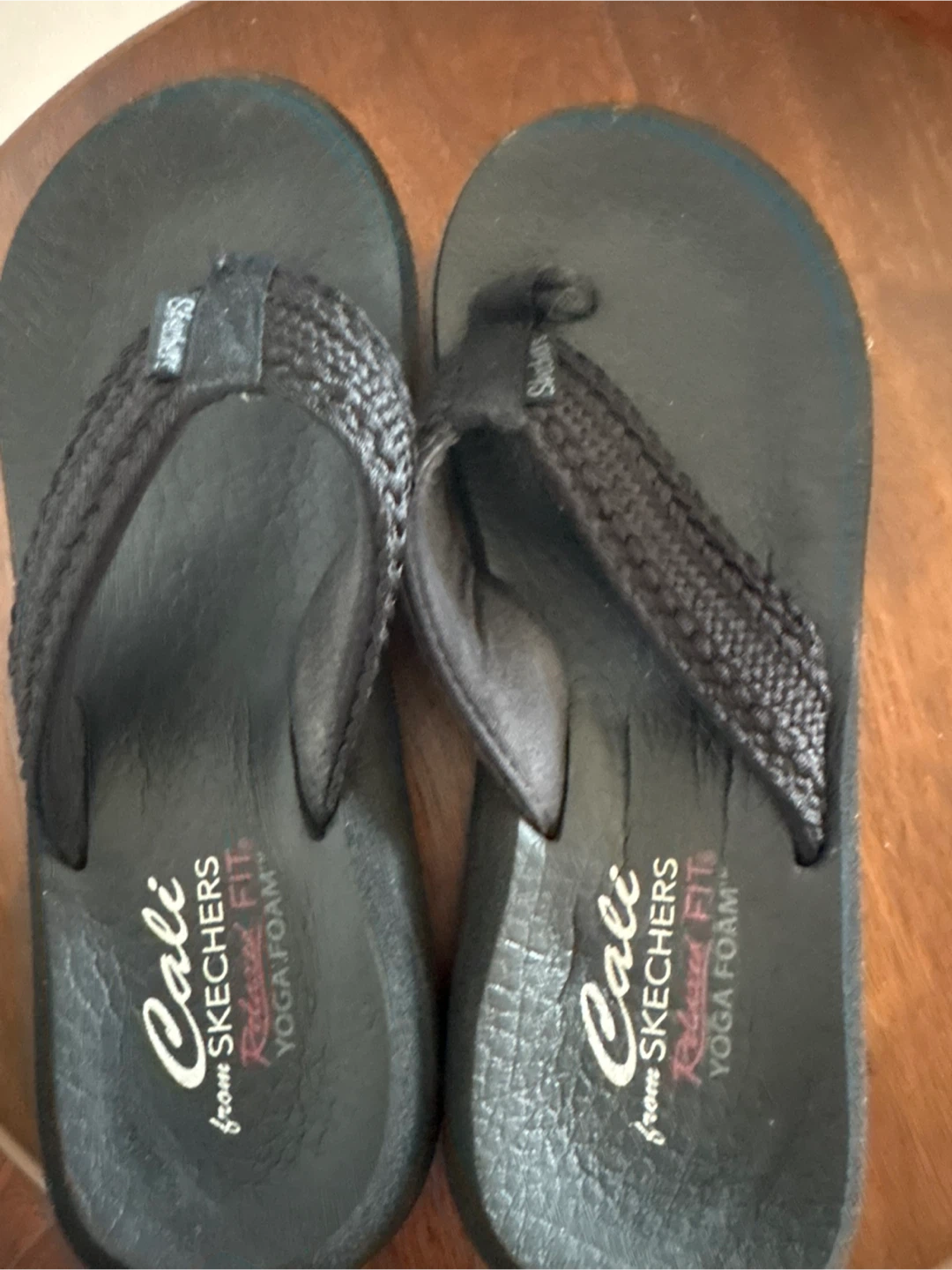 Free-Skechers woman size 8 sandals