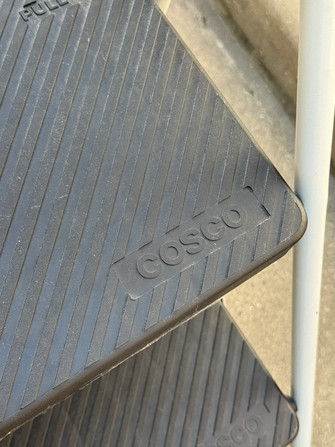 Cosco 3-Step Ladder - photo 3