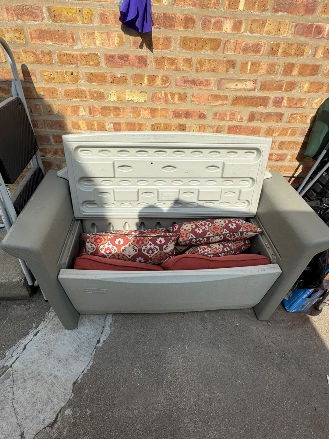Rubbermaid Deck Box Bench - Gray - photo 2