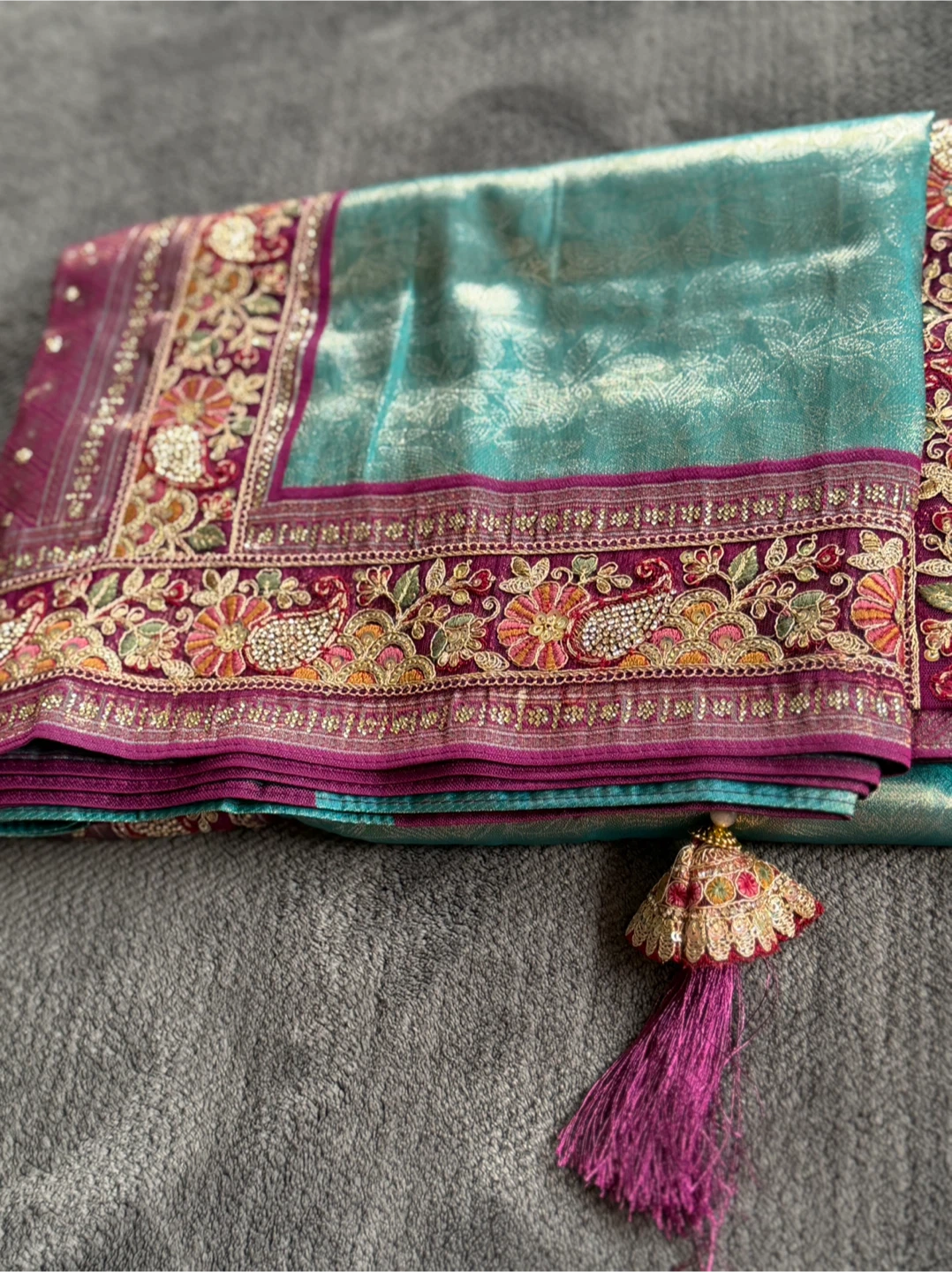 Embroidered Teal and Burgundy Saree - photo 4