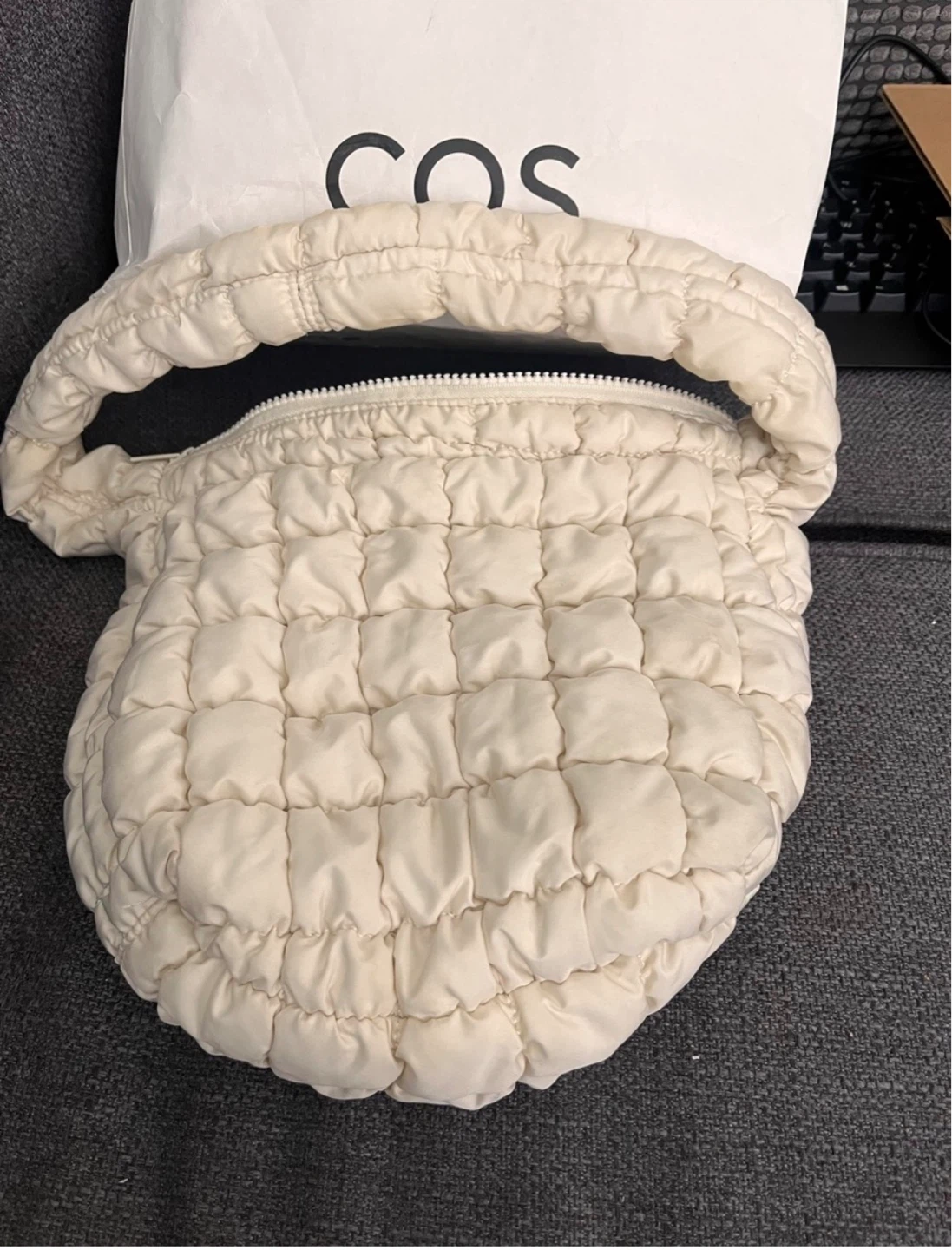 COS Quilted Bag - Cream - photo 5