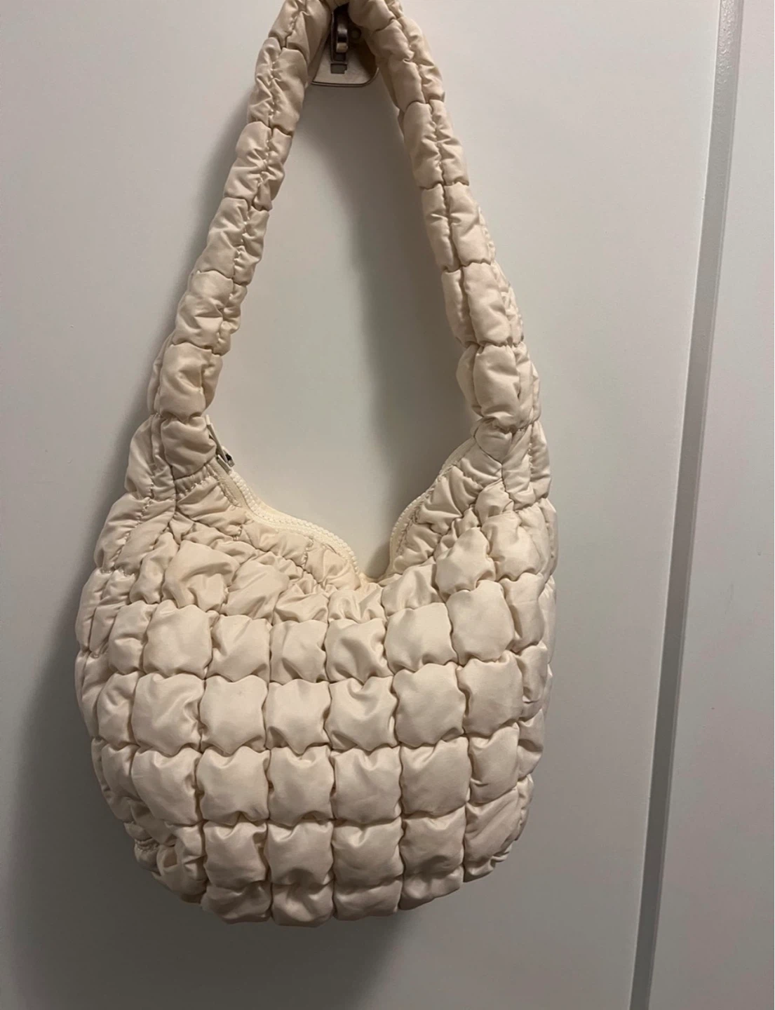 COS Quilted Bag - Cream - photo 4