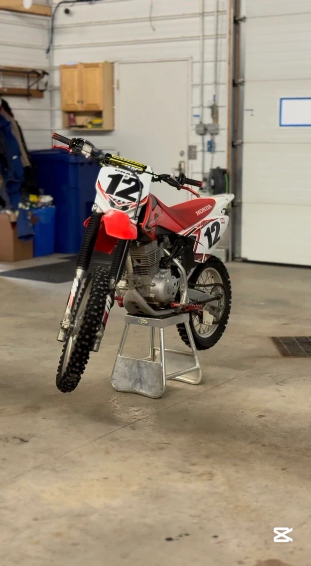 CRF 150F