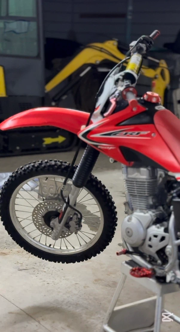 CRF 150F - photo 3
