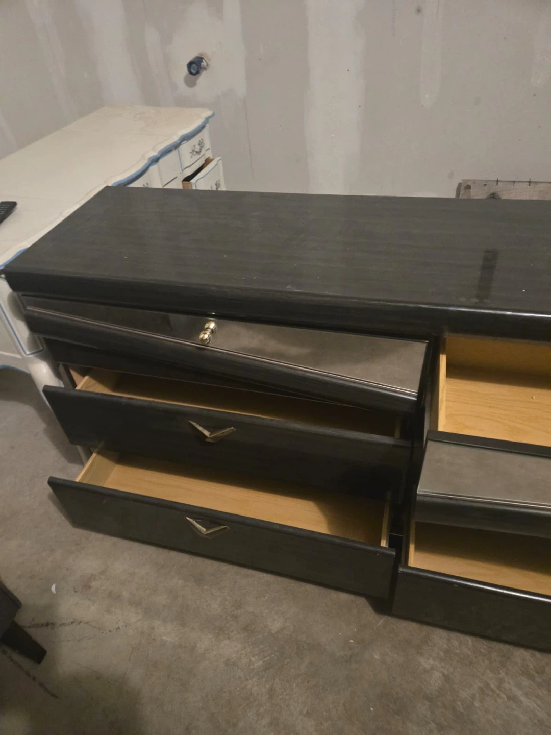 Dark Wood Dresser with 6 Drawers