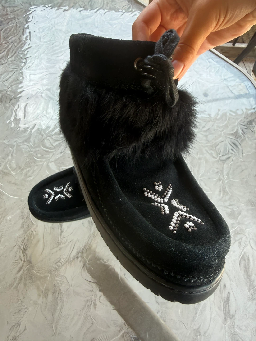 Manitobah Mukluks Black Suede Boots - photo 3