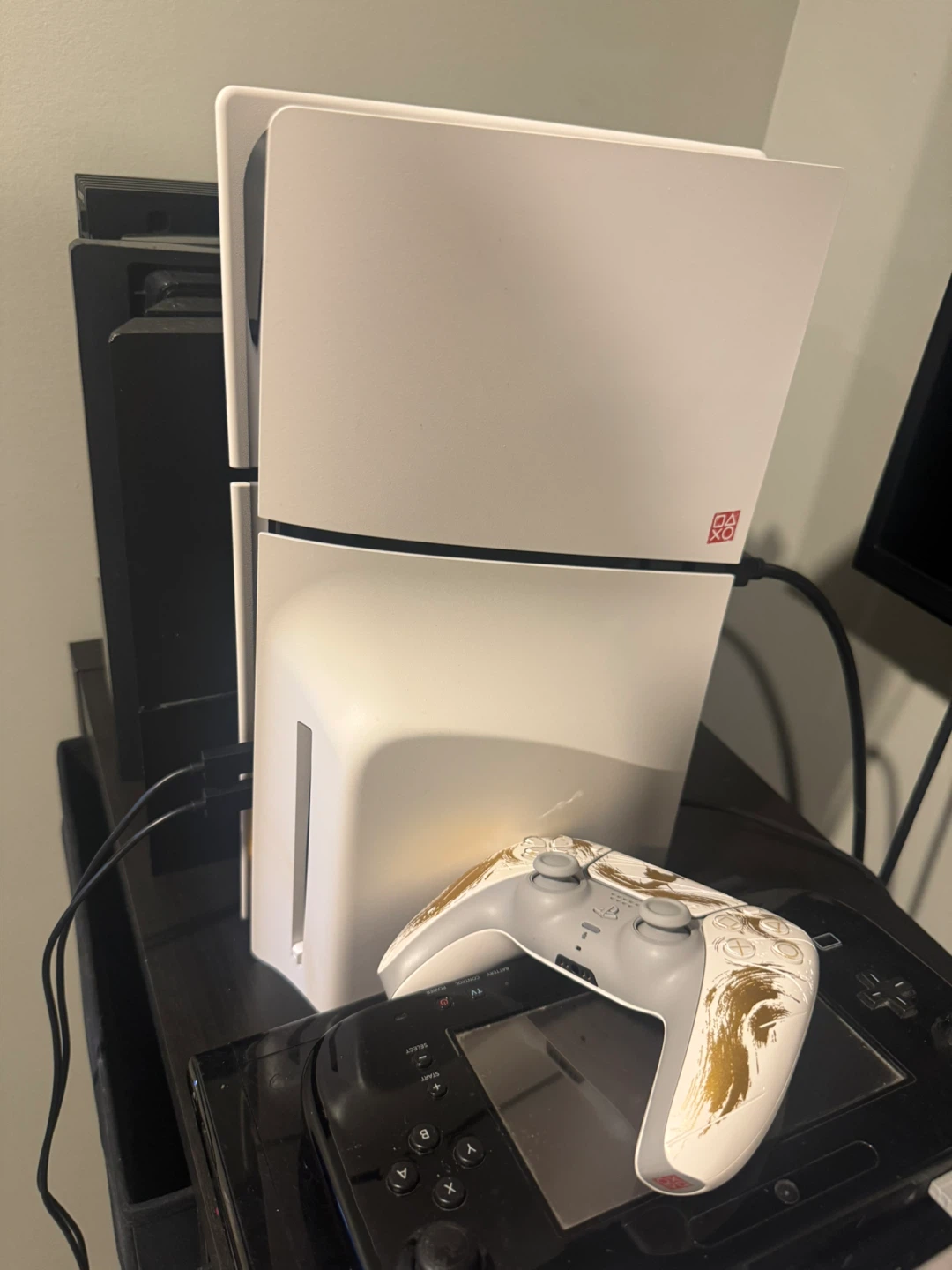 PlayStation 5 Console - White with Gold Mountain Design - photo 2