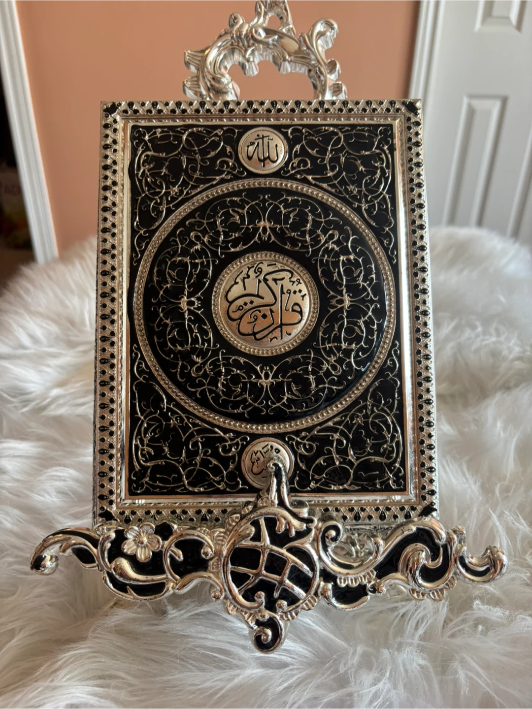 Decorative Quran Stand with Ornate Engraving - photo 2