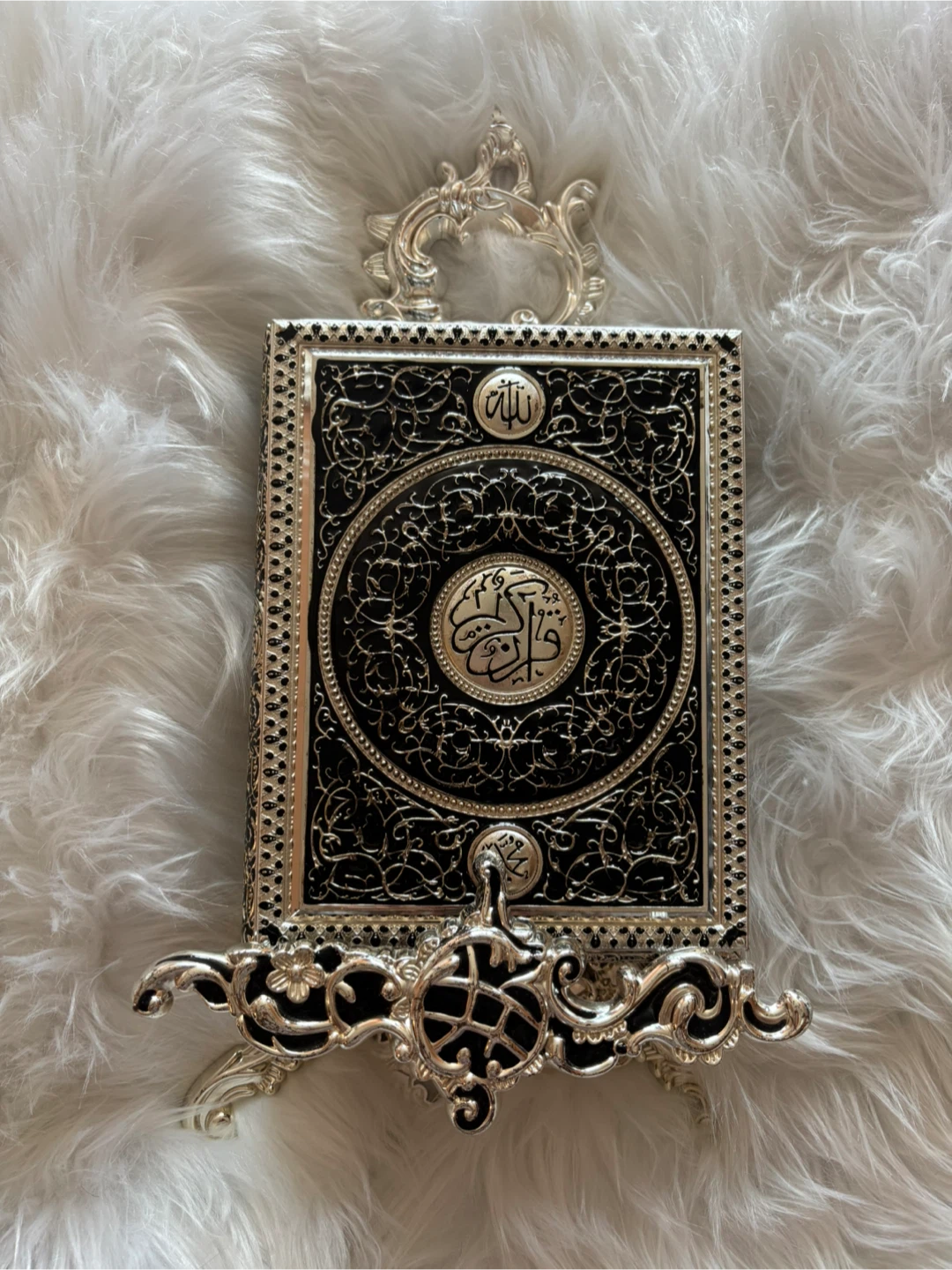 Decorative Quran Stand with Ornate Engraving - photo 4