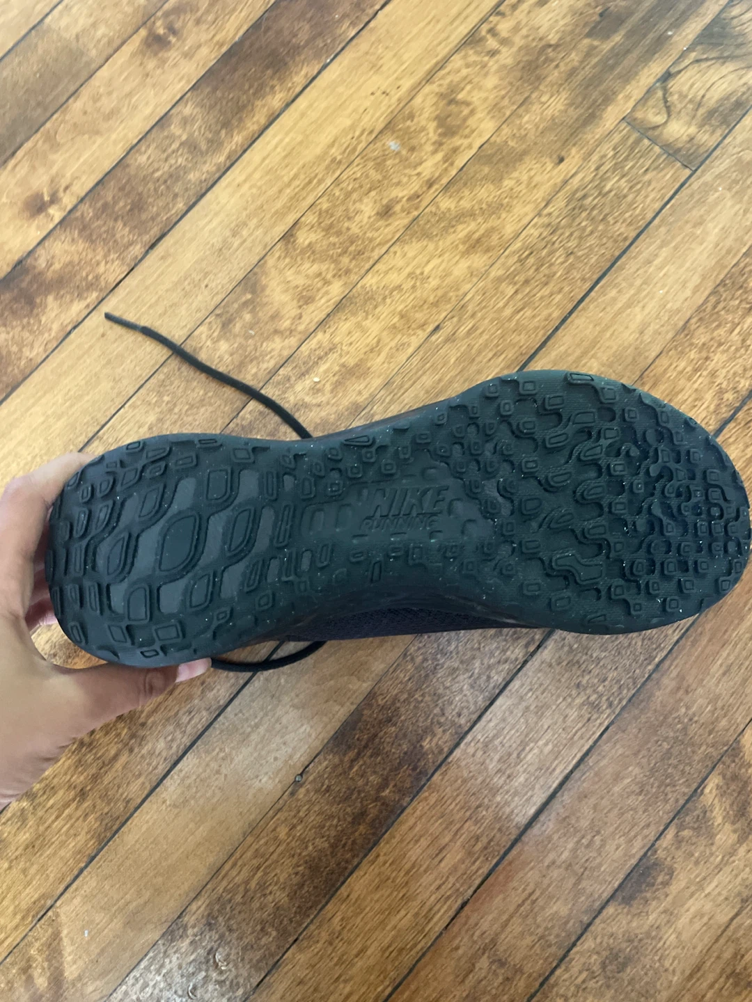 NEW Nike Revolution 7 - photo 2