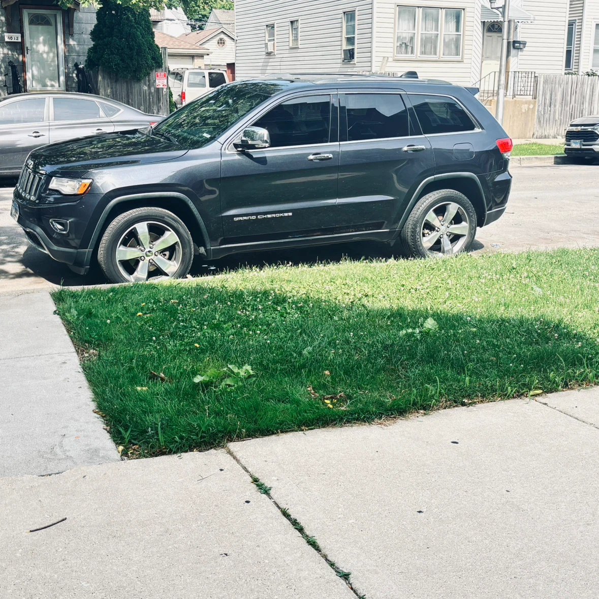 Jeep Grand Cherokee Limited 4x4 SUV