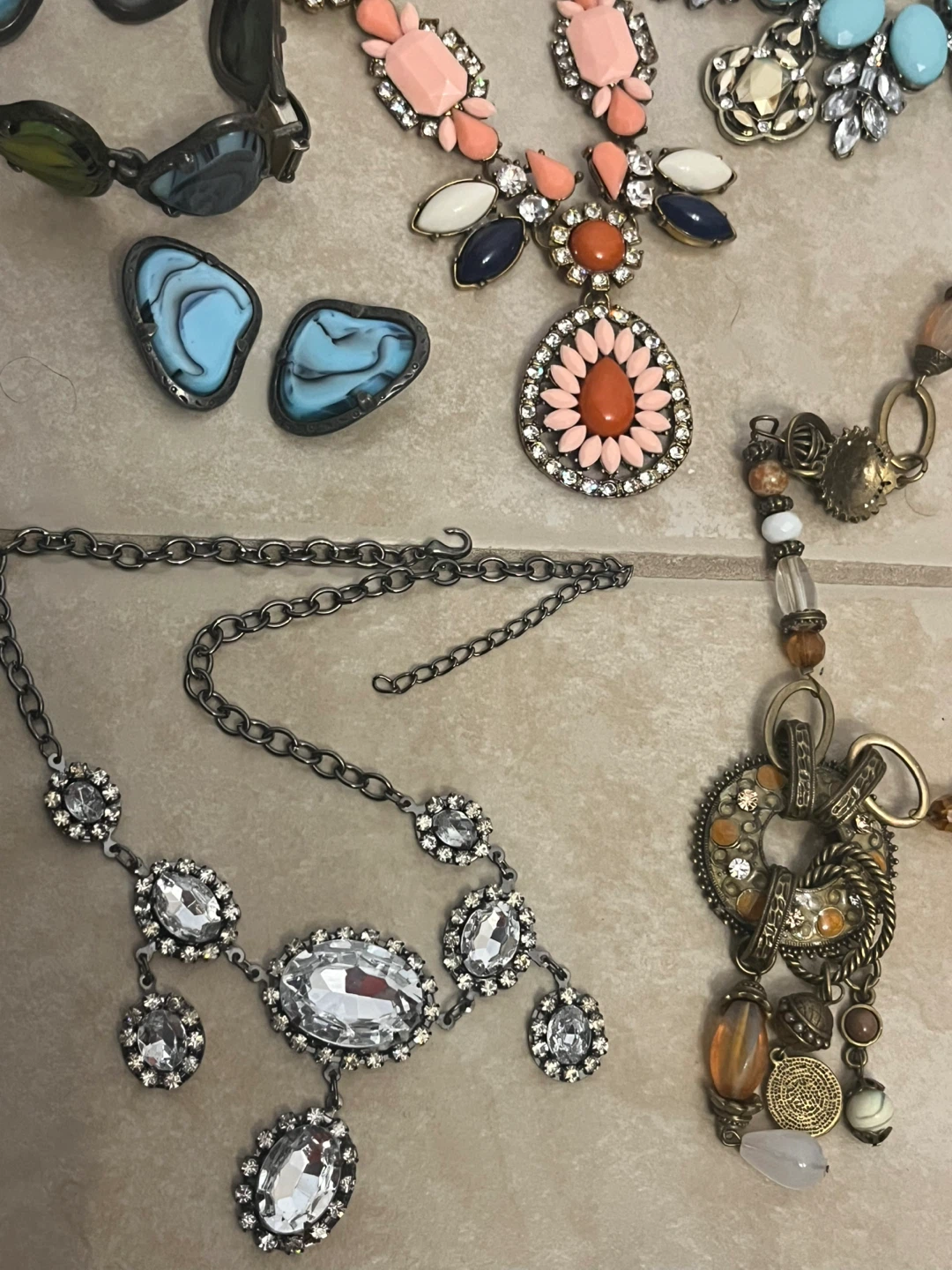 Assorted Costume Jewellery Set - photo 2