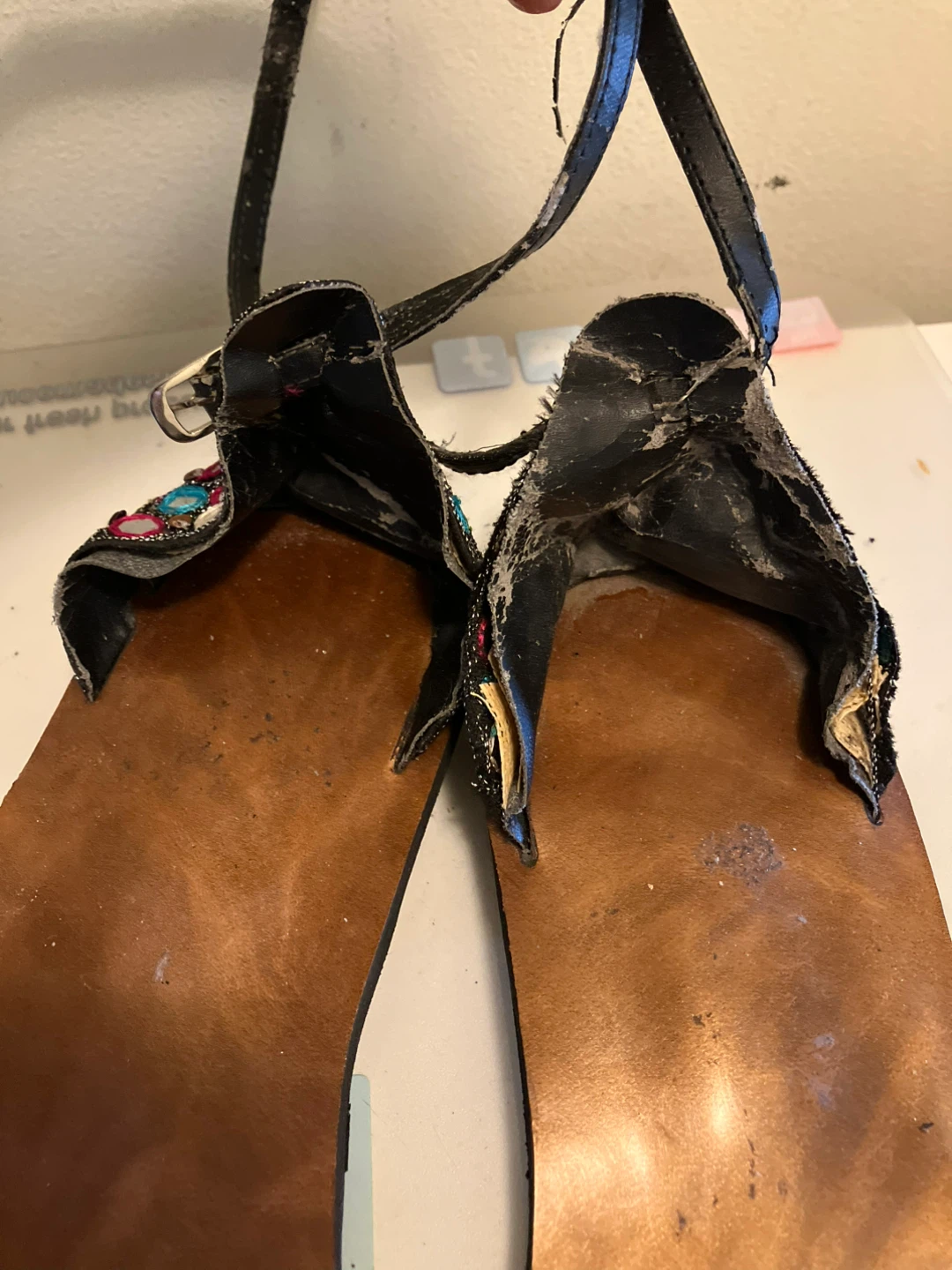 Women's Embellished Sandals - photo 5