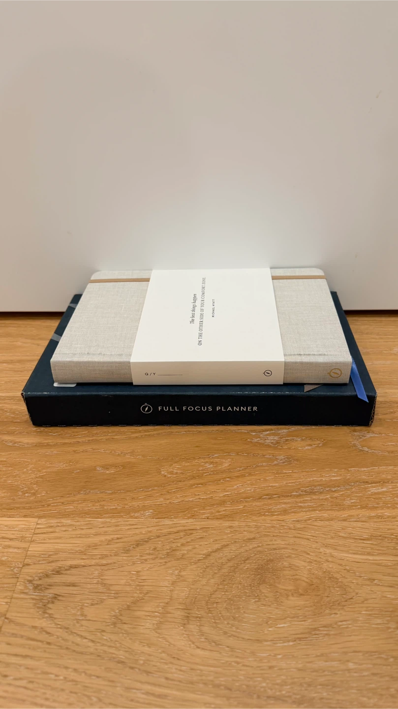 BRAND NEW Michael Hyatt Full Focus Planner - photo 2