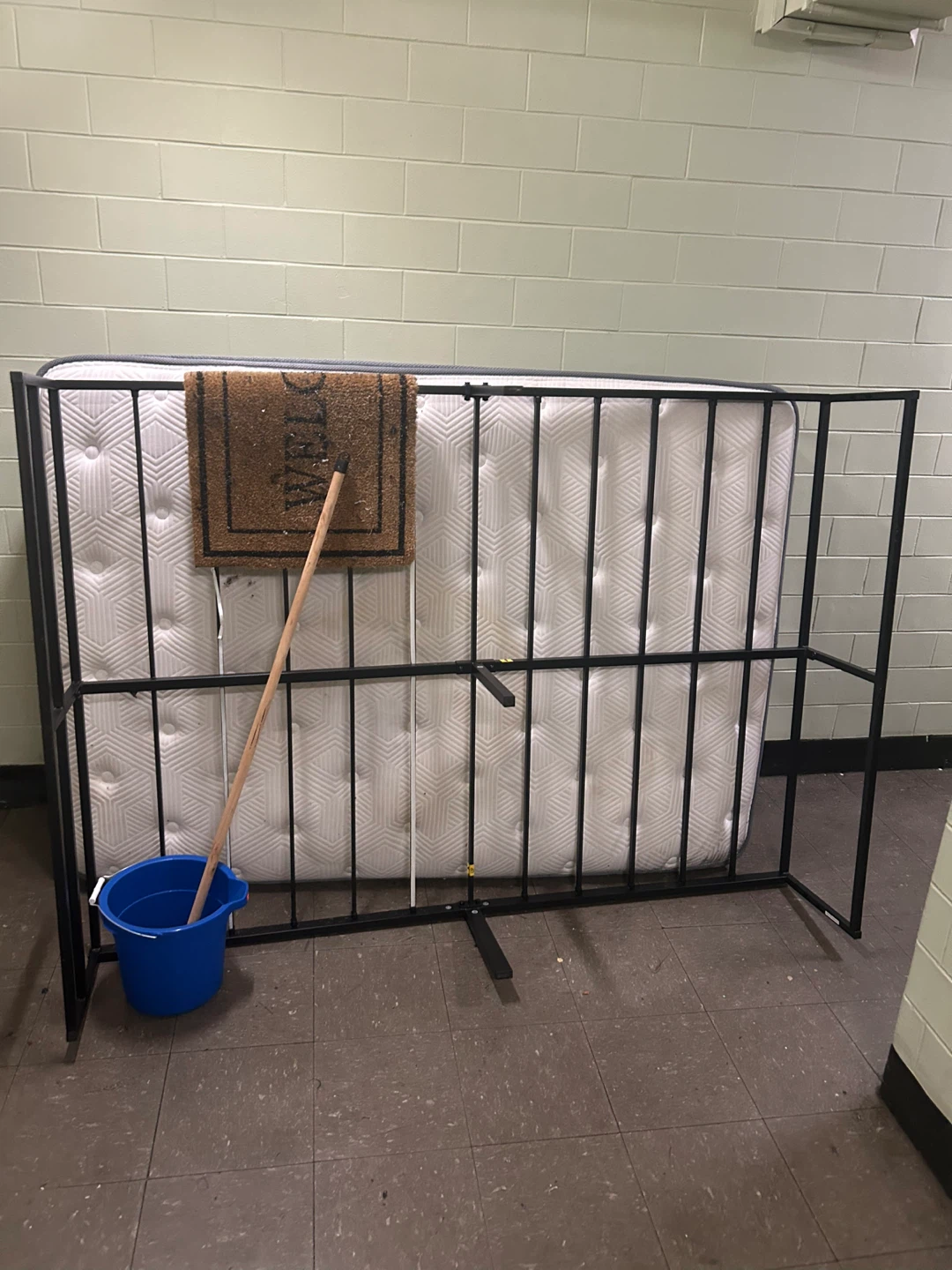 Queen metal frame bed