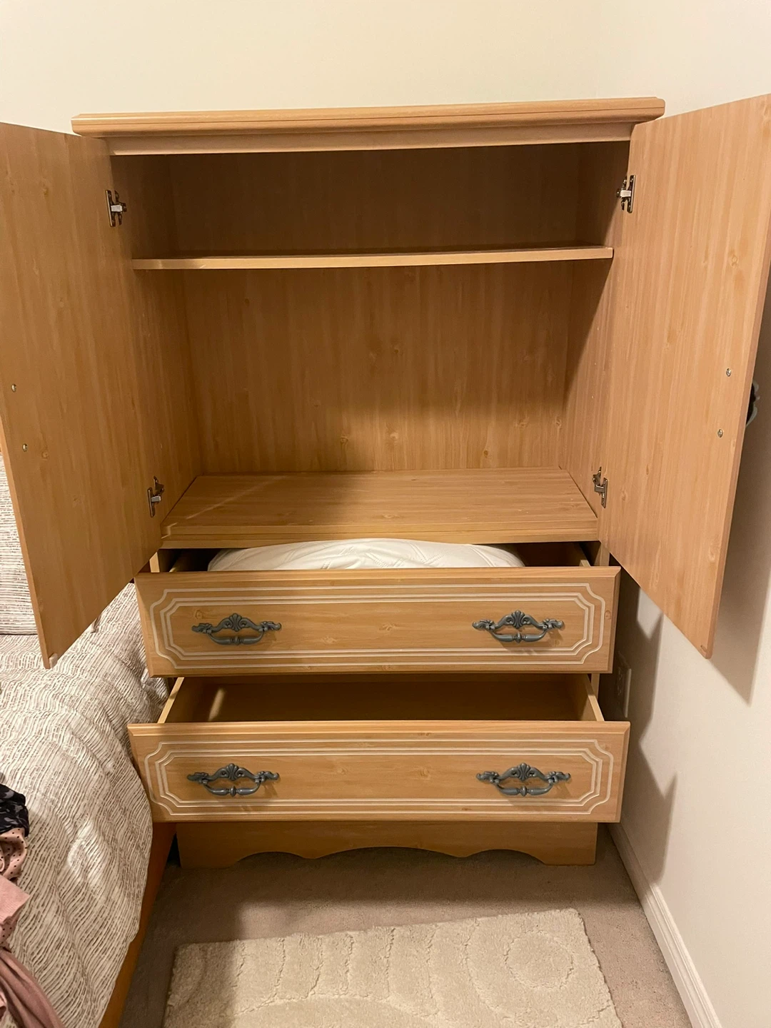 Vintage-Style Wooden Dresser Combo – Great Condition
