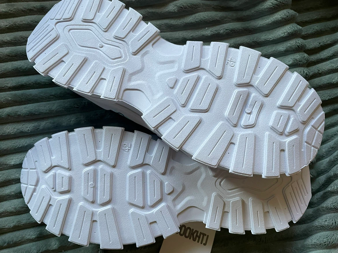 White Butterfly Print Sneakers - photo 5