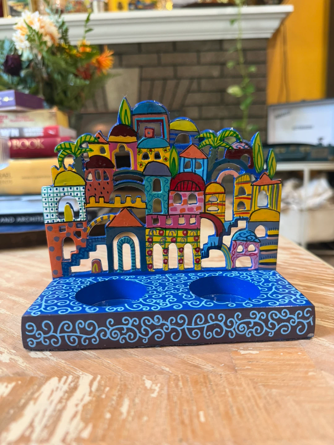 Hand-painted Emmanuel Original Cityscape Tealight Holder - photo 5