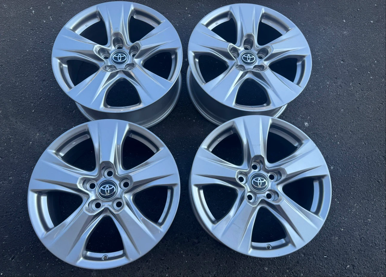 ⏫️⏫️ OEM RAV4 17” SIENNA RIMS (4) ✅ $950 - photo 2
