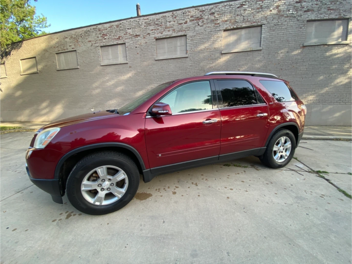 2009 GMC ACADIA SLT $2900