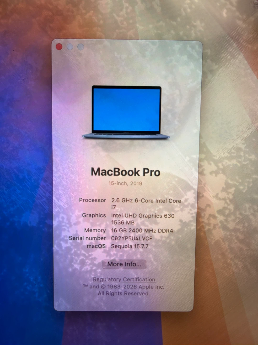 MacBook Pro 15 inch 2019 8GB RAM 256GB SSD screen Glitch - photo 2