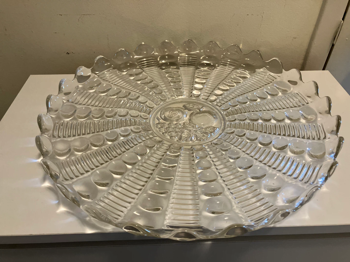Vintage Clear Glass Fruit Motif Serving Platter-13.5” Diameter - photo 4