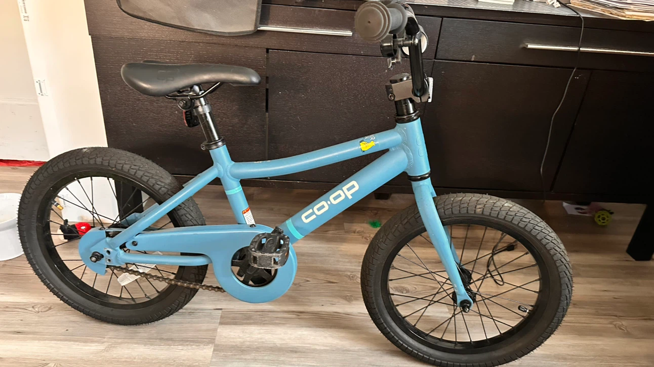 Co-op Blue Kids Bike : Rev 16,