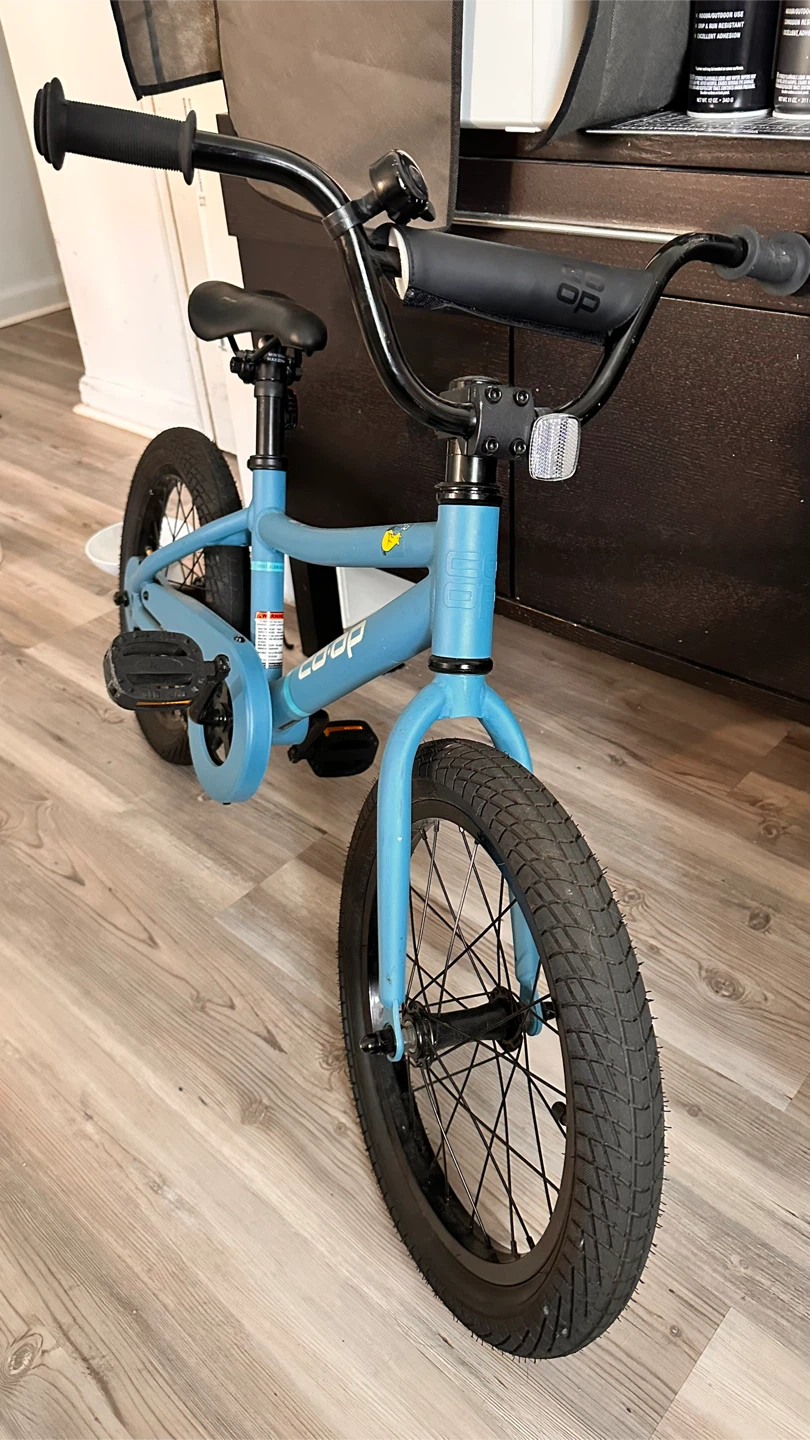 Co-op Blue Kids Bike : Rev 16, - photo 5