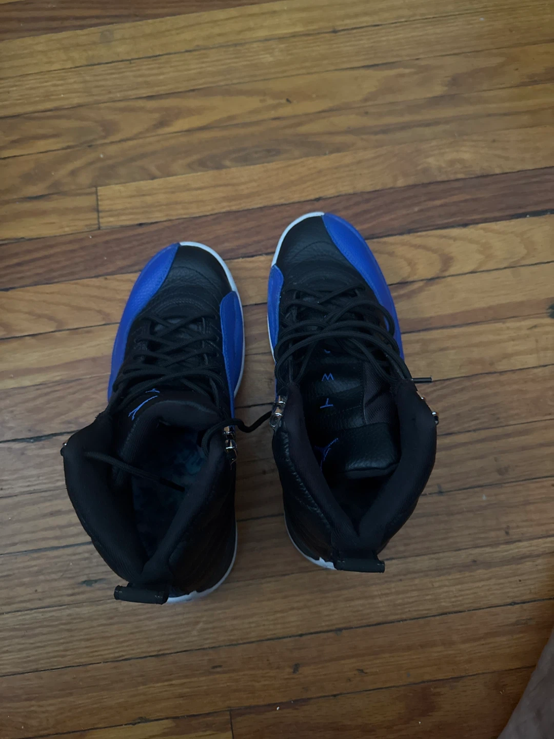 Used Jordan 8.5 shoes