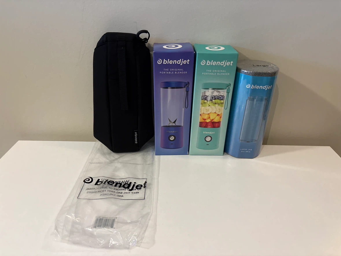 2 BlendJet The Original Portable Blender plus 2 Accessories