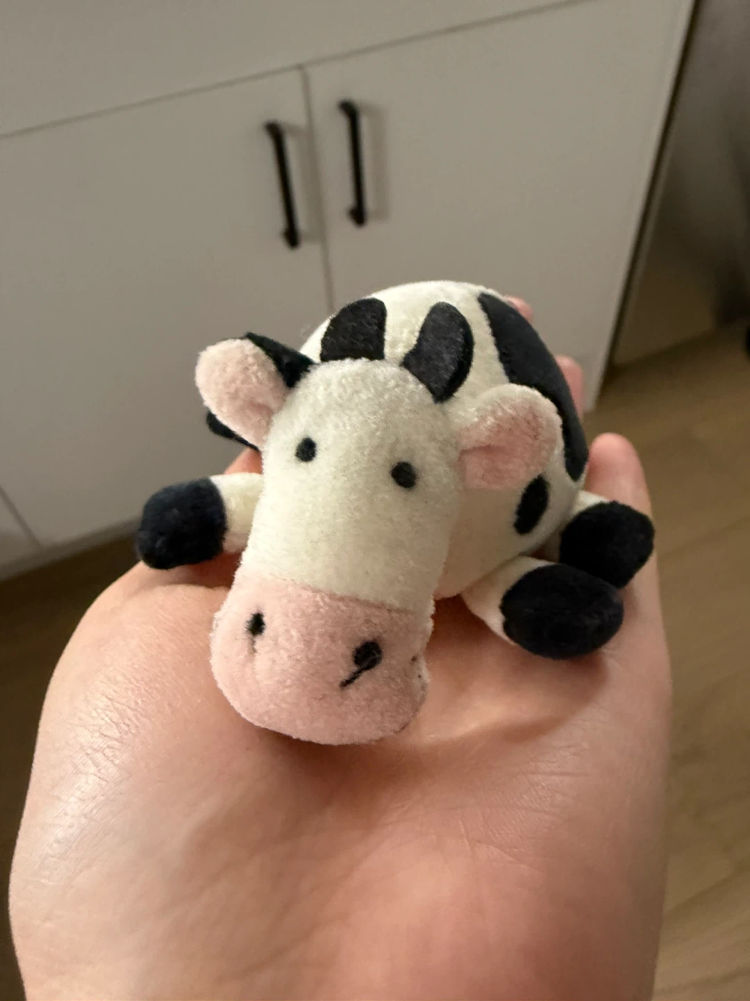 Jellycat Pocket Cow (retired and super rare) Open to offers!!! - photo 2