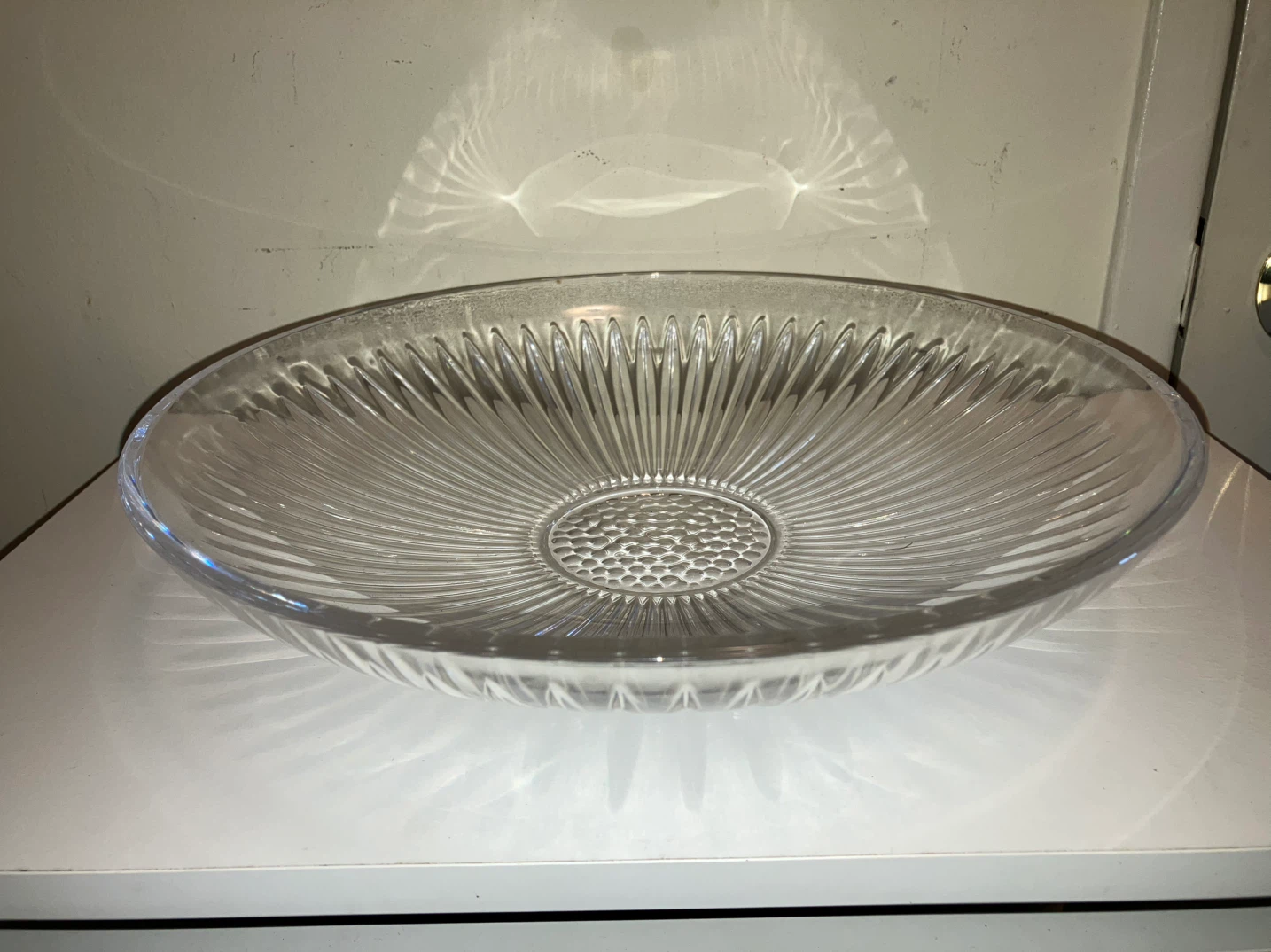 Large Clear Crystal Sunburst Serving Bowl-13” Diameter, 3” Depth - photo 3