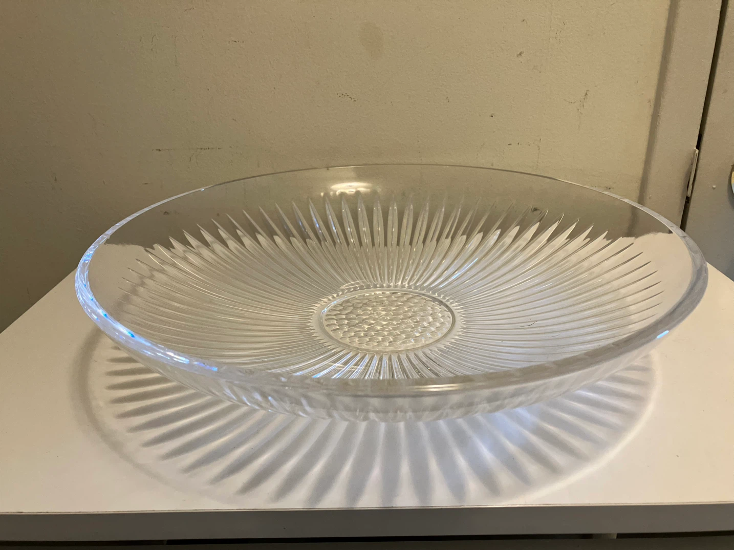 Large Clear Crystal Sunburst Serving Bowl-13” Diameter, 3” Depth - photo 4