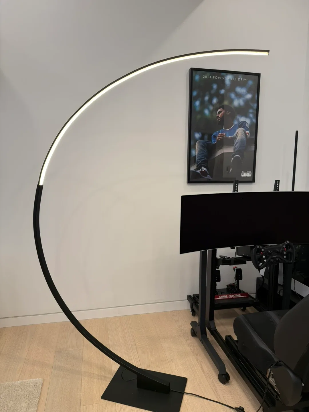Black Arc Floor Lamp