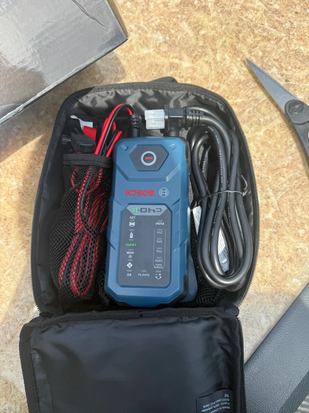 Bosch C40-Li 5A 6V/12V Battery Charger - photo 3
