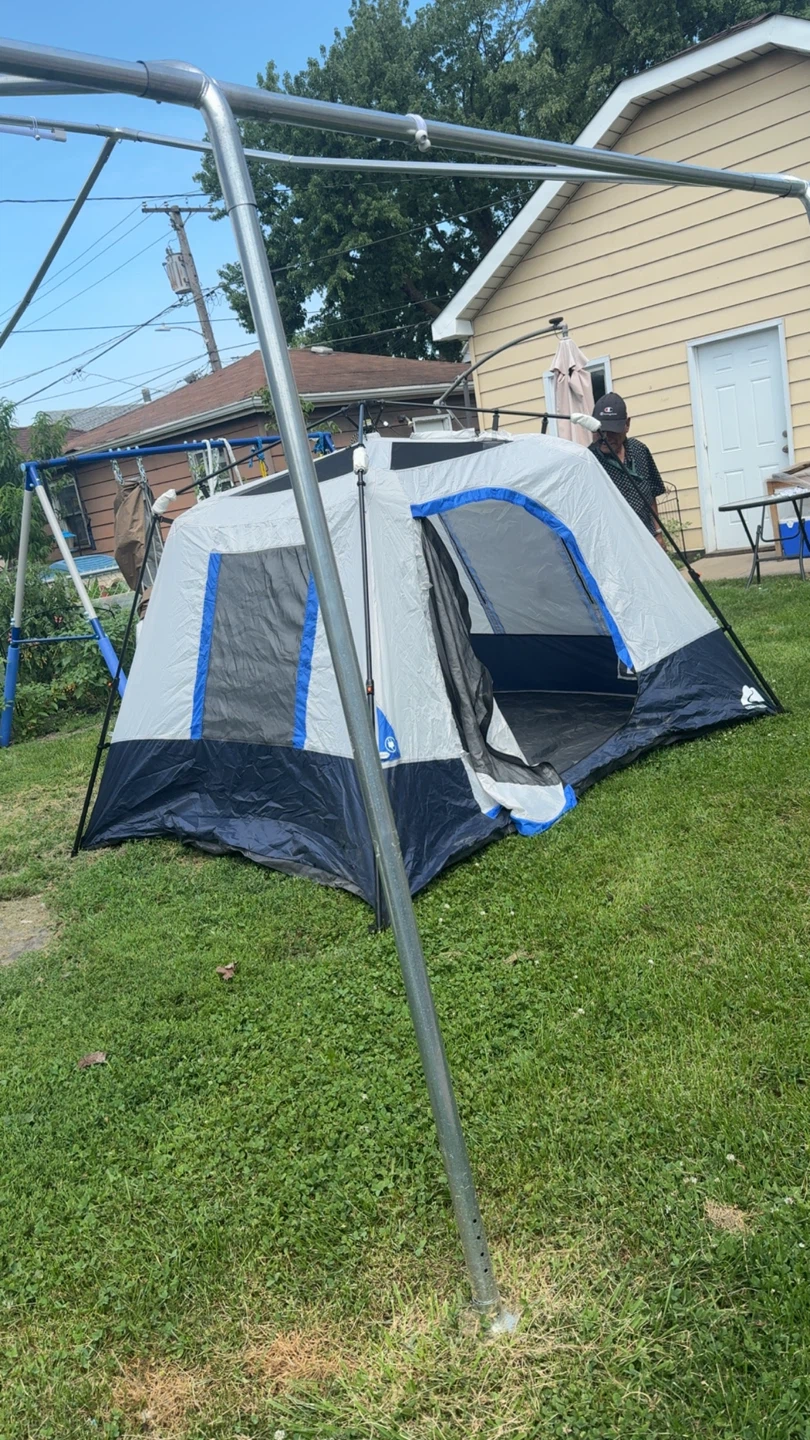 Ozark Trail 4-Person Instant Cabin Tent - photo 4